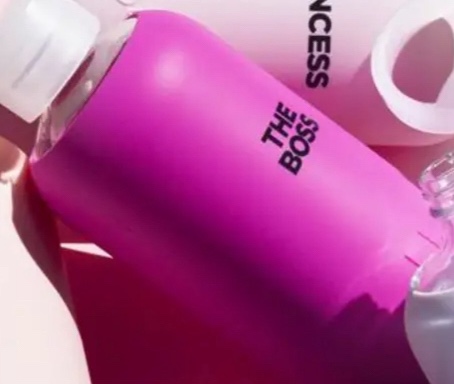 Max The Boss • Opaque schiaparelli bright pink with black&nbsp;text